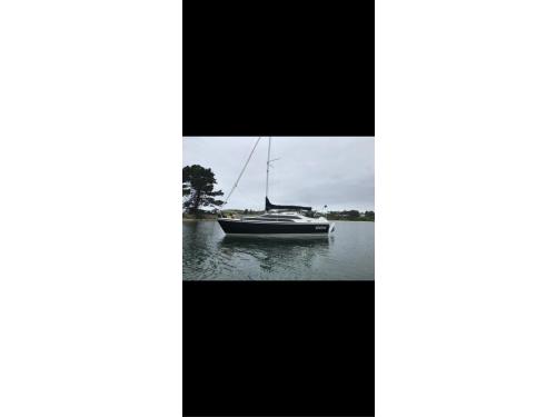 Charter Boat / Yacht - Waitai, Lake Benmore Twizel (Inland South Island)